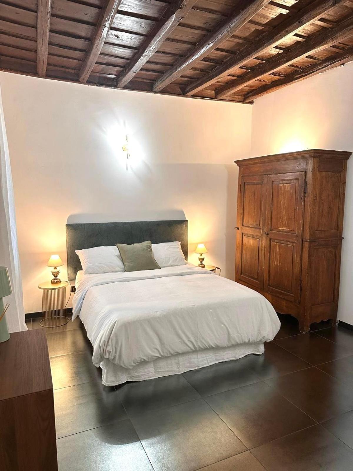 Appartamento Elegant In Rome's Historic Center *